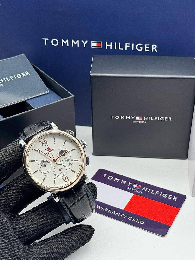 Tommy Hilfiger Leather Chronograph Watch